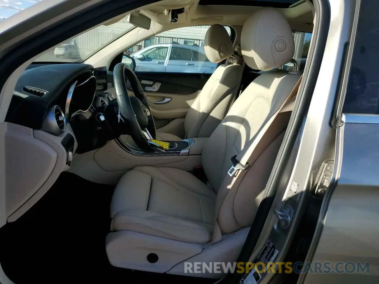 7 Photograph of a damaged car W1N0G8EB2LF763801 MERCEDES-BENZ GLC-CLASS 2020