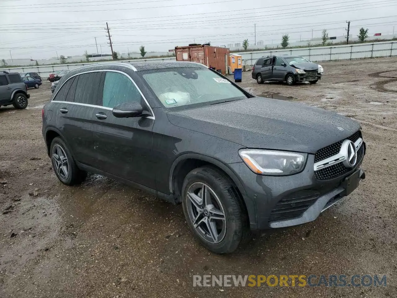 4 Photograph of a damaged car W1N0G8EB2LF808204 MERCEDES-BENZ GLC-CLASS 2020