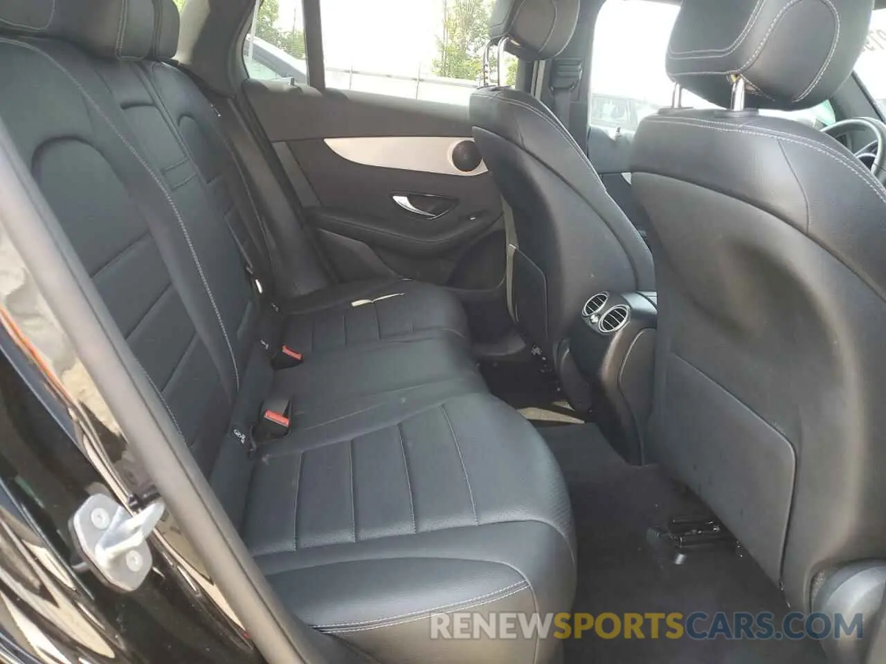 10 Photograph of a damaged car W1N0G8EB2LF849612 MERCEDES-BENZ GLC-CLASS 2020