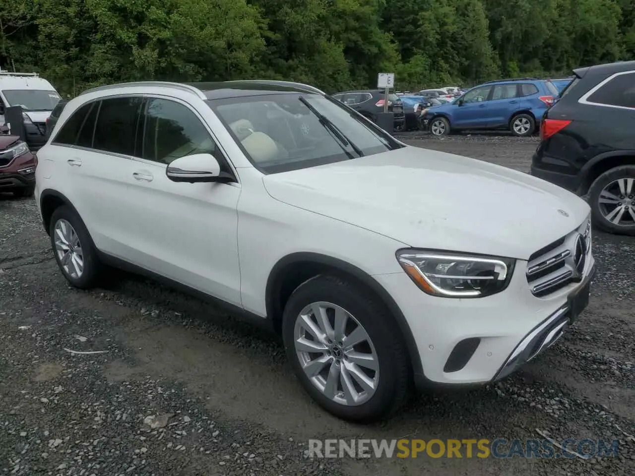4 Photograph of a damaged car W1N0G8EB3LF764830 MERCEDES-BENZ GLC-CLASS 2020