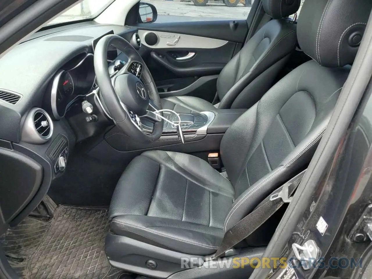 7 Photograph of a damaged car W1N0G8EB3LF841728 MERCEDES-BENZ GLC-CLASS 2020