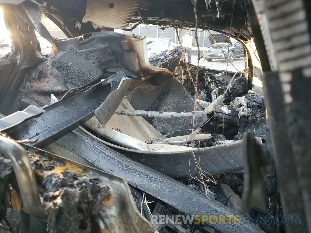 10 Photograph of a damaged car W1N0G8EB4LF806275 MERCEDES-BENZ GLC-CLASS 2020