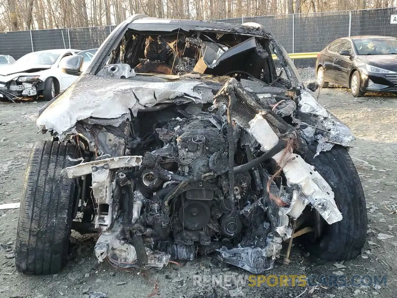 5 Photograph of a damaged car W1N0G8EB4LF806275 MERCEDES-BENZ GLC-CLASS 2020