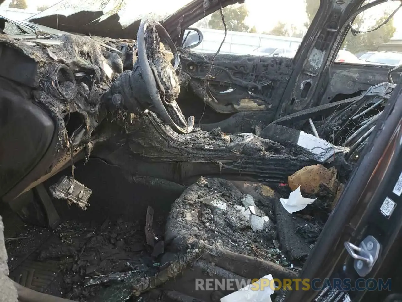 7 Photograph of a damaged car W1N0G8EB6LF759363 MERCEDES-BENZ GLC-CLASS 2020