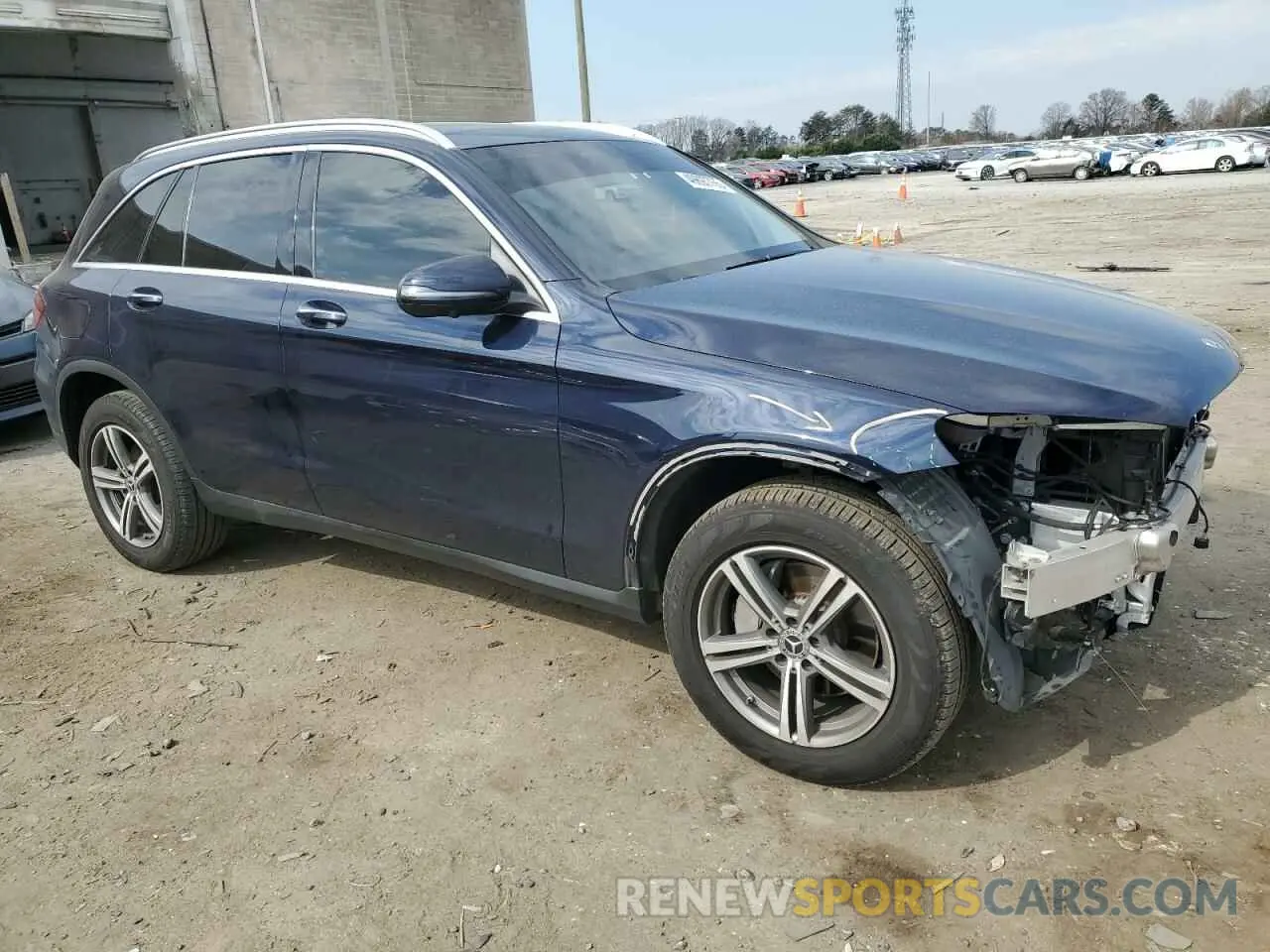 4 Photograph of a damaged car W1N0G8EB6LF808755 MERCEDES-BENZ GLC-CLASS 2020