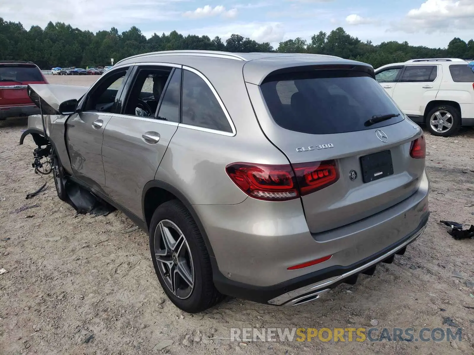 3 Photograph of a damaged car W1N0G8EB6LF851993 MERCEDES-BENZ GLC-CLASS 2020