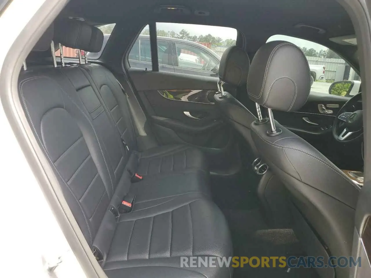 11 Photograph of a damaged car W1N0G8EB7LF773546 MERCEDES-BENZ GLC-CLASS 2020