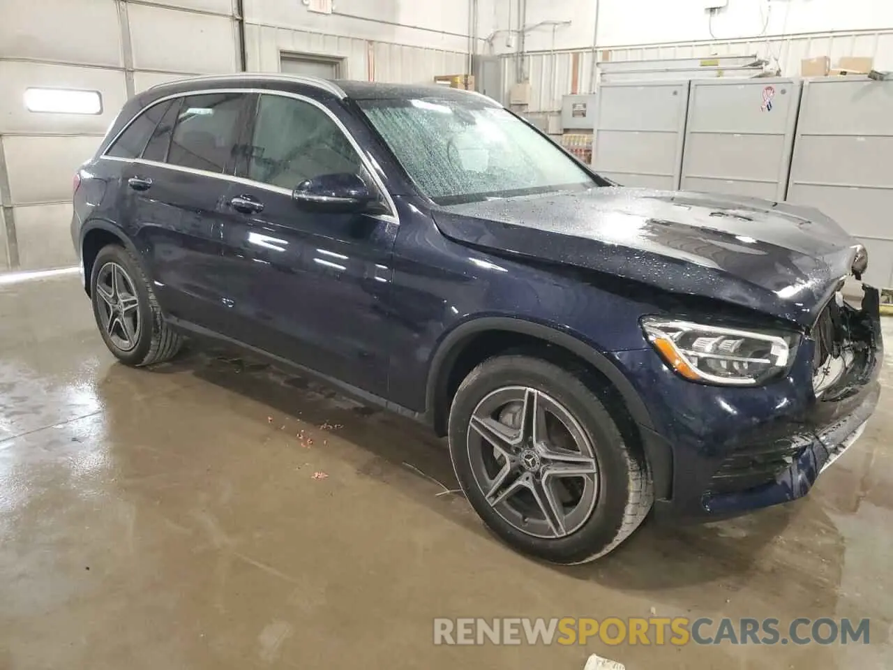 4 Photograph of a damaged car W1N0G8EB8LF845824 MERCEDES-BENZ GLC-CLASS 2020