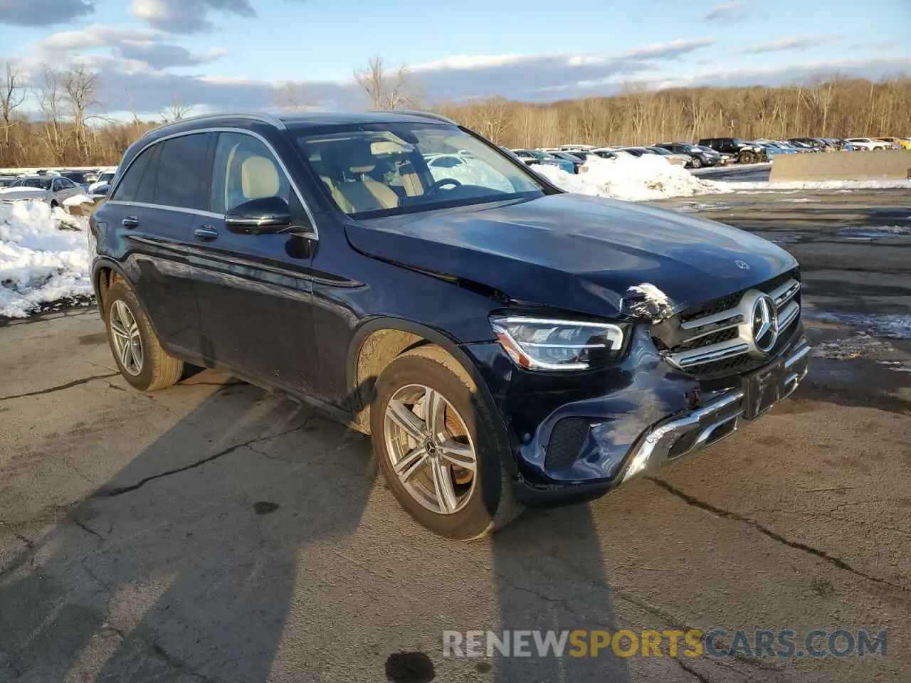 4 Photograph of a damaged car W1N0G8EB9LF865323 MERCEDES-BENZ GLC-CLASS 2020