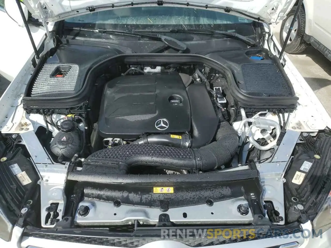 11 Photograph of a damaged car W1N0G8EBXLF756661 MERCEDES-BENZ GLC-CLASS 2020