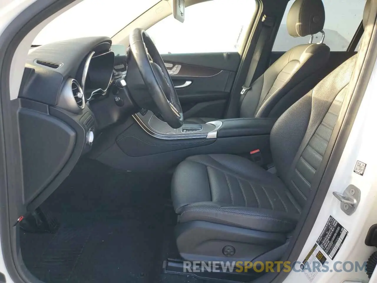 7 Photograph of a damaged car W1N0G8EBXLF756661 MERCEDES-BENZ GLC-CLASS 2020