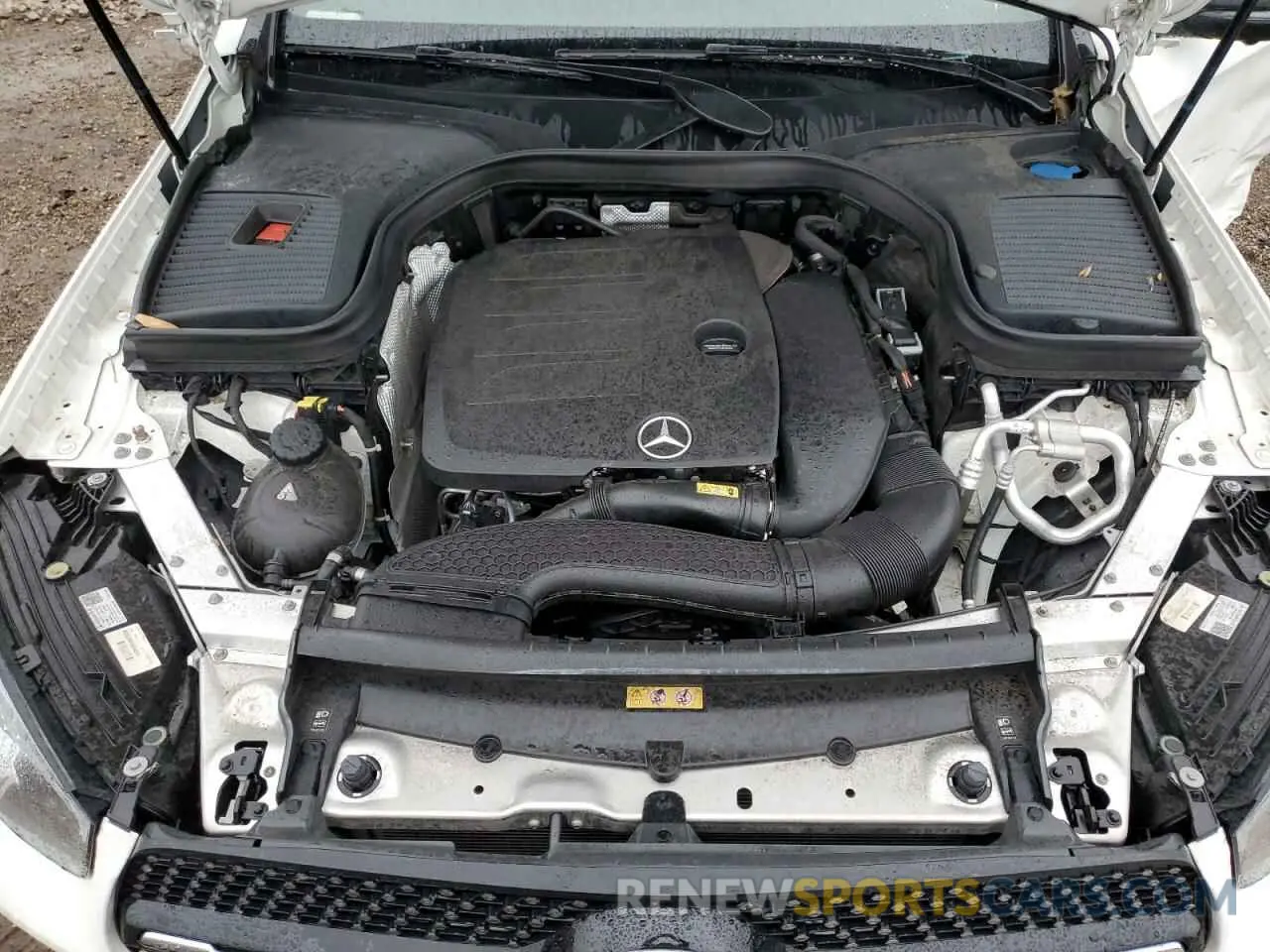 11 Photograph of a damaged car W1N0G8EBXLF764663 MERCEDES-BENZ GLC-CLASS 2020