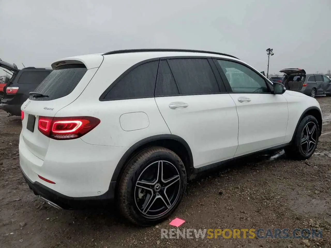 3 Photograph of a damaged car W1N0G8EBXLF764663 MERCEDES-BENZ GLC-CLASS 2020