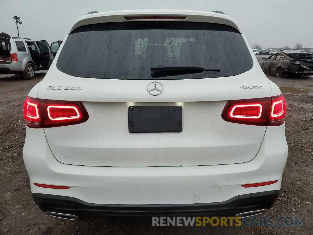 6 Photograph of a damaged car W1N0G8EBXLF764663 MERCEDES-BENZ GLC-CLASS 2020