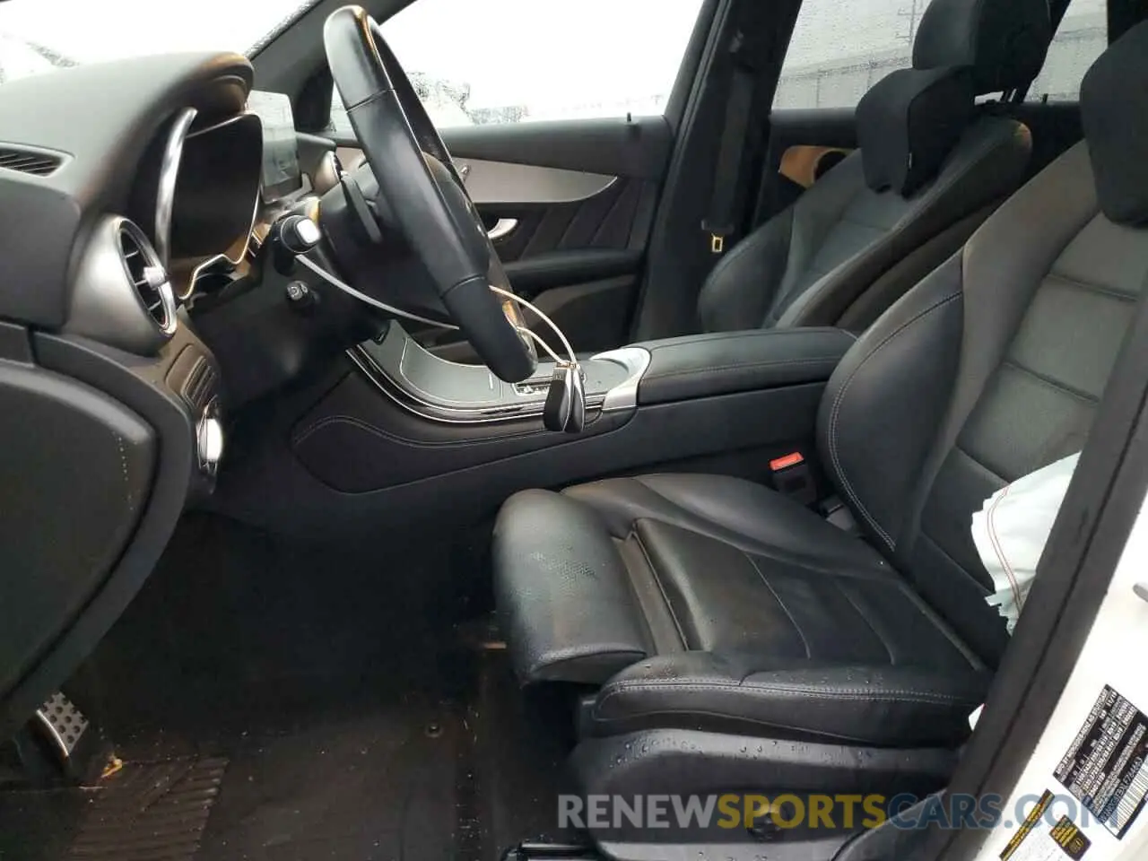 7 Photograph of a damaged car W1N0G8EBXLF764663 MERCEDES-BENZ GLC-CLASS 2020