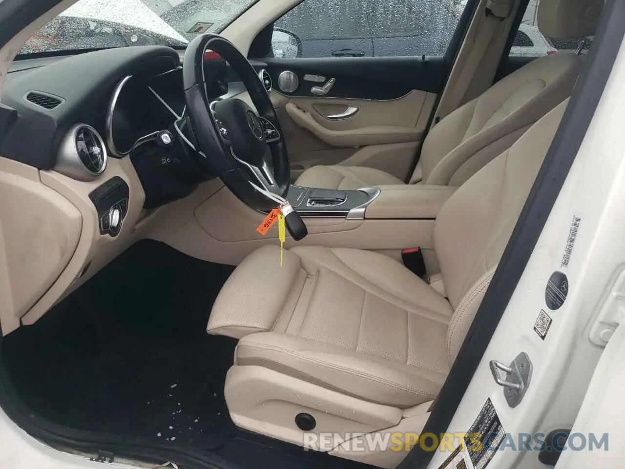 7 Photograph of a damaged car W1N0G8EBXLF845226 MERCEDES-BENZ GLC-CLASS 2020