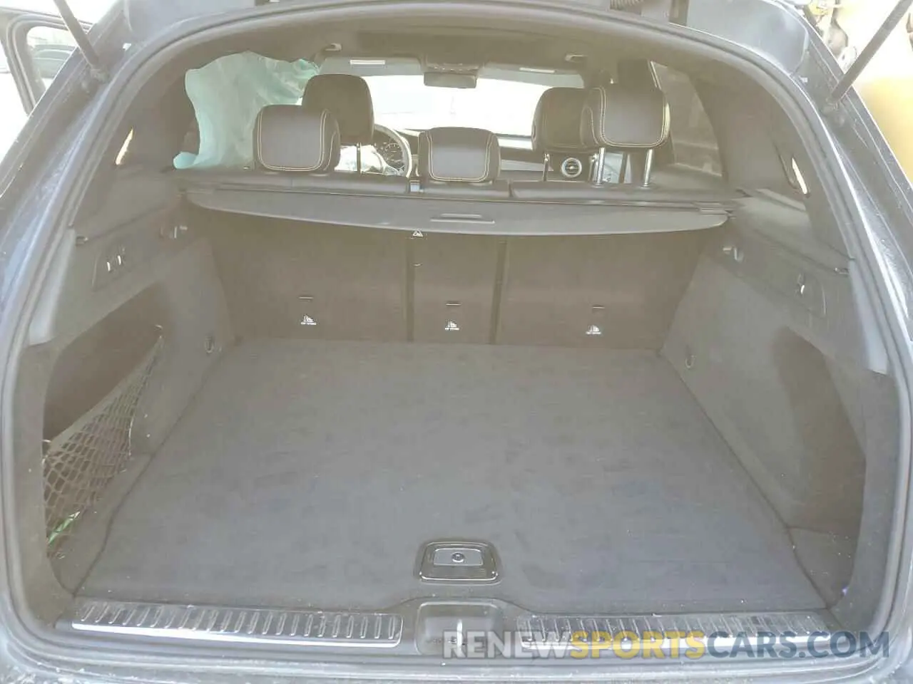 6 Photograph of a damaged car W1N0G8JB8LF786859 MERCEDES-BENZ GLC-CLASS 2020