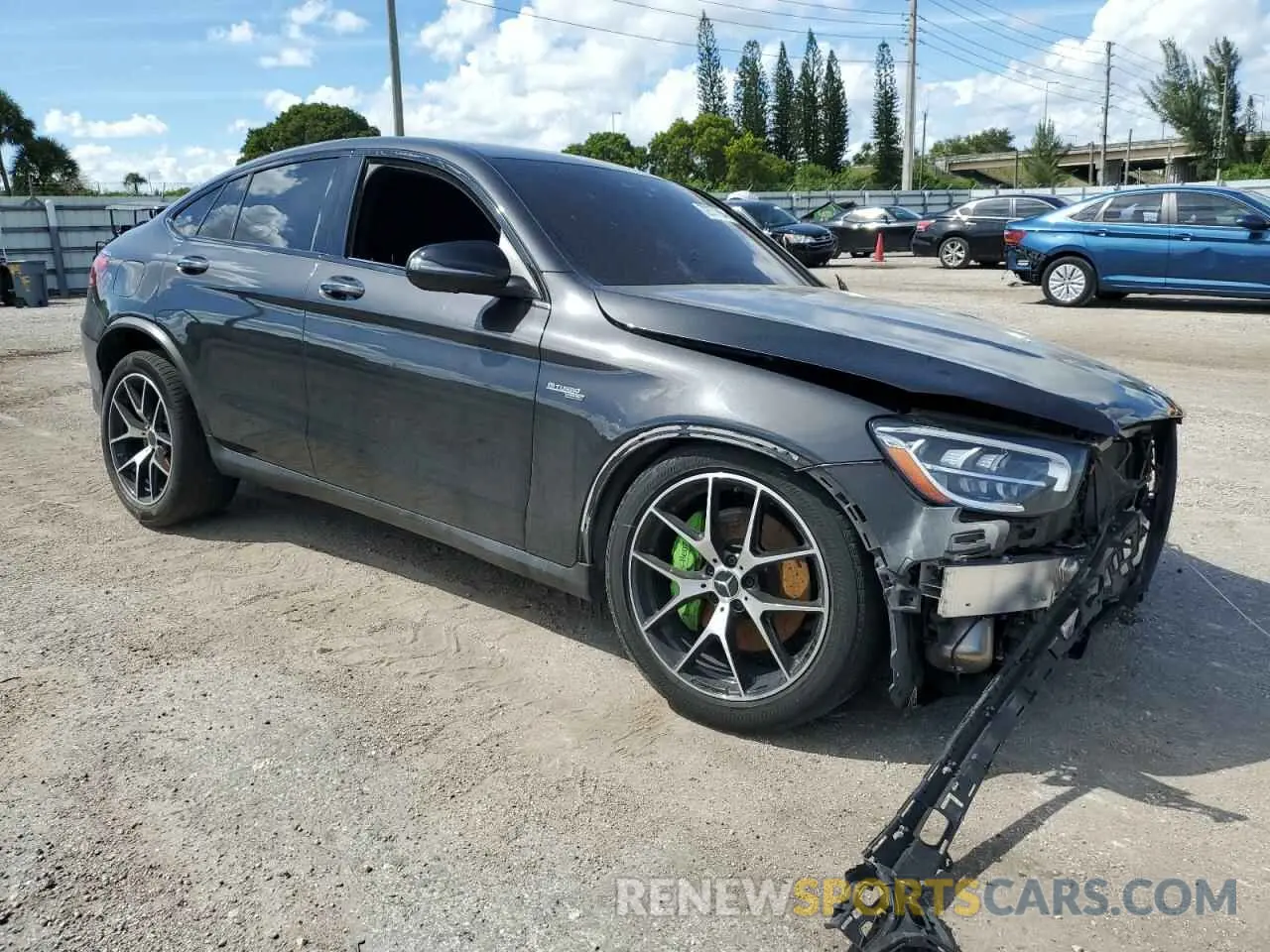 4 Photograph of a damaged car W1N0J6EB2LF826708 MERCEDES-BENZ GLC-CLASS 2020