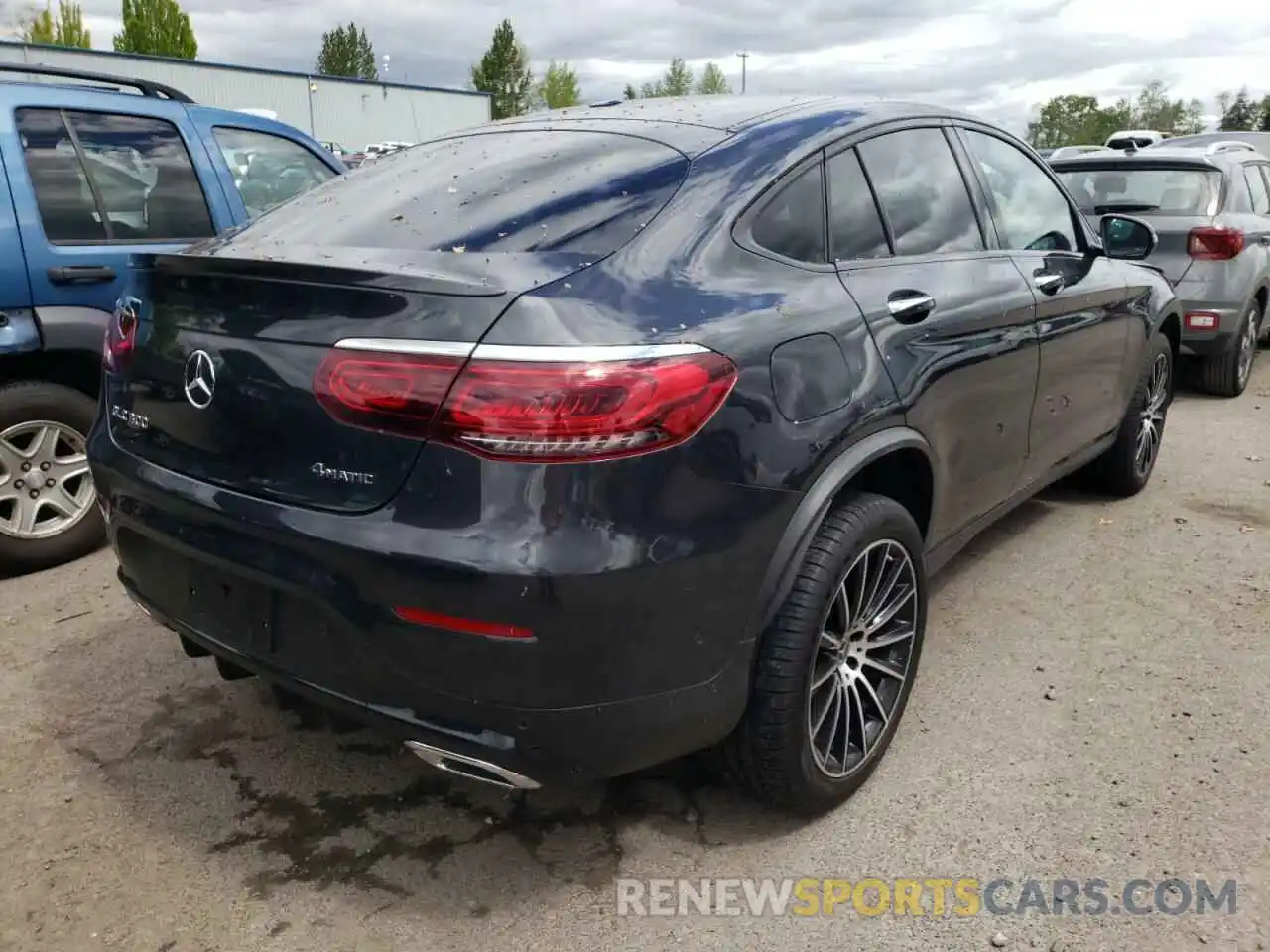 4 Photograph of a damaged car W1N0J8EB5LF776866 MERCEDES-BENZ GLC-CLASS 2020