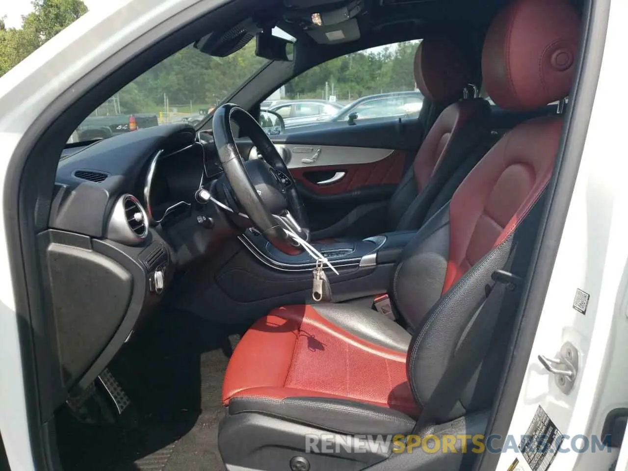 7 Photograph of a damaged car W1N0J8EB6LF796334 MERCEDES-BENZ GLC-CLASS 2020