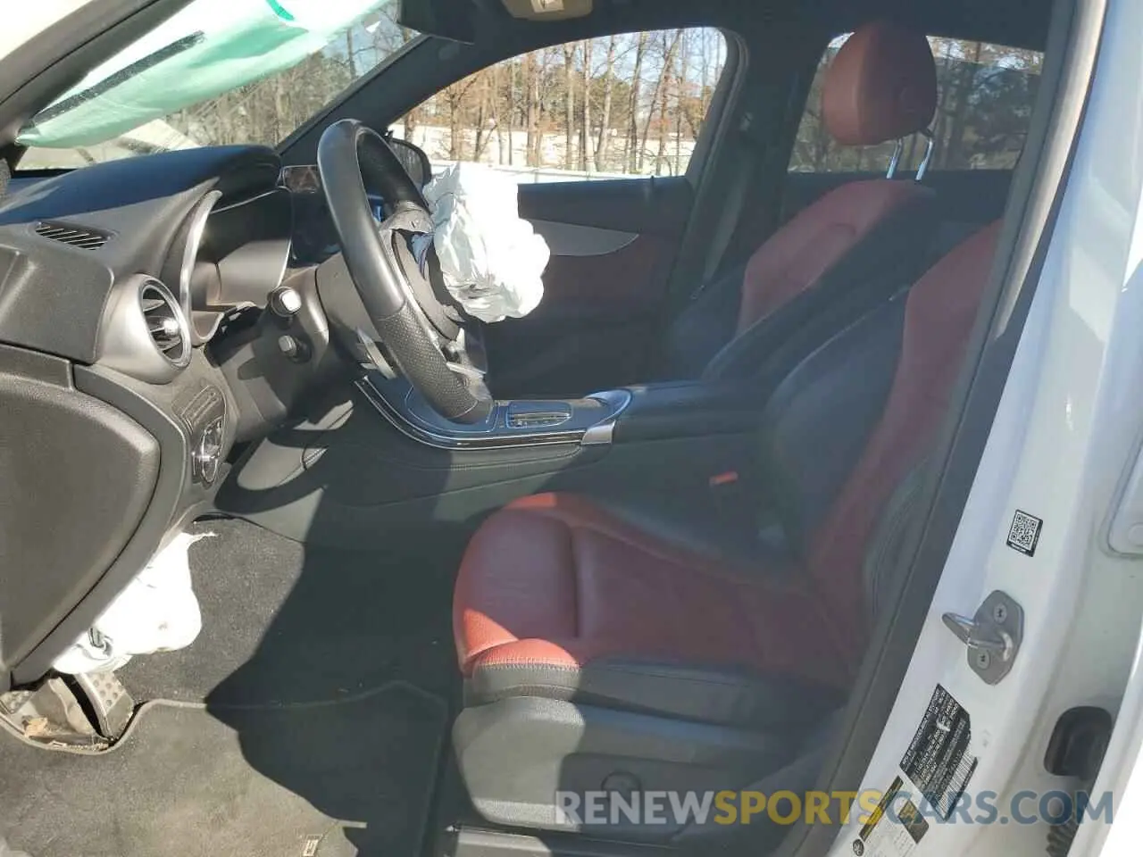 7 Photograph of a damaged car W1N0J8EB6LF863157 MERCEDES-BENZ GLC-CLASS 2020