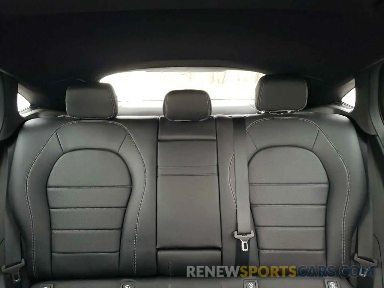 10 Photograph of a damaged car W1N0J8EBXLF759741 MERCEDES-BENZ GLC-CLASS 2020