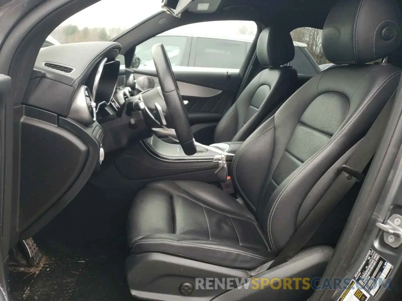 7 Photograph of a damaged car W1N0J8EBXLF759741 MERCEDES-BENZ GLC-CLASS 2020