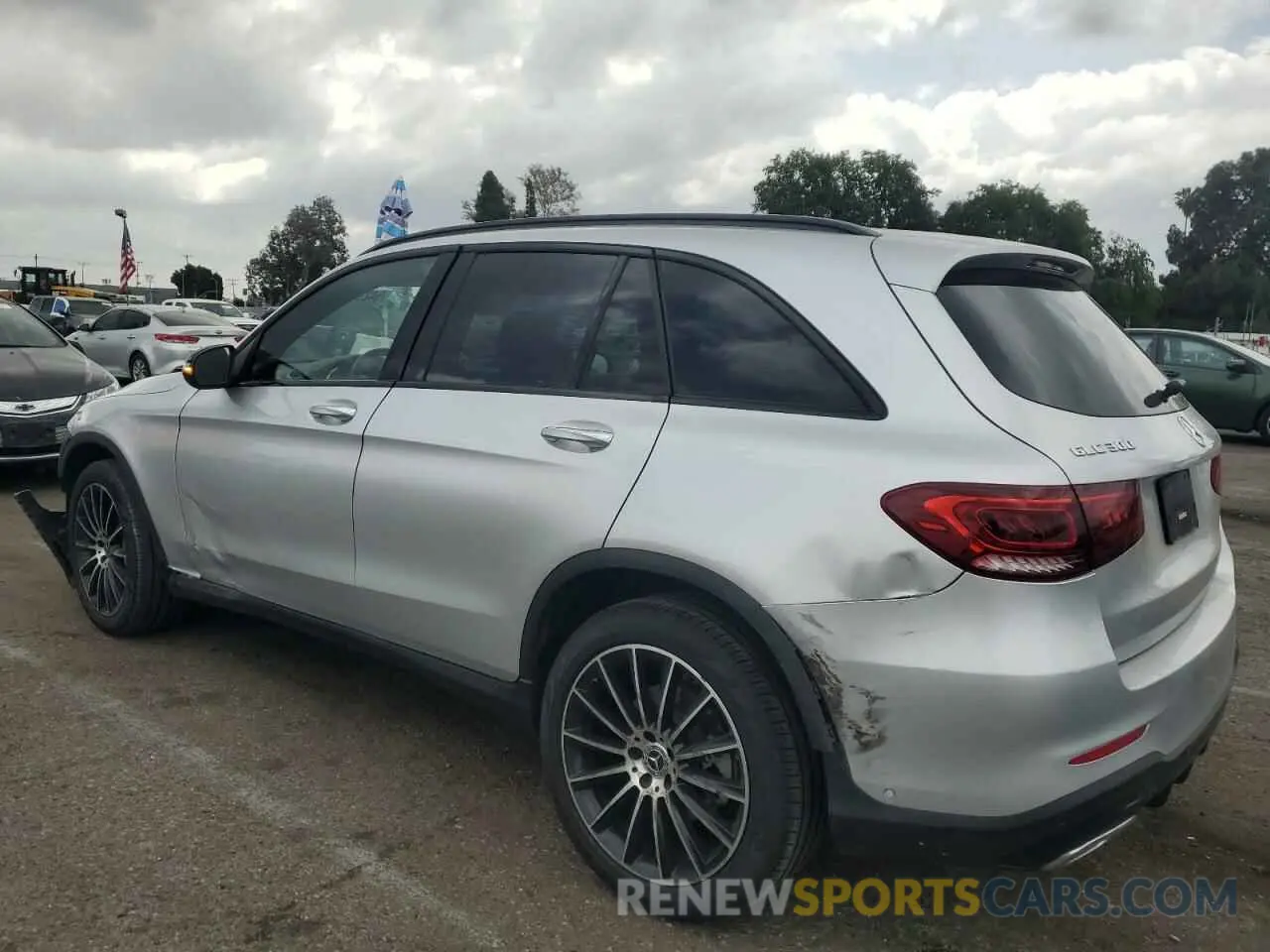 2 Photograph of a damaged car WDC0G8DB0LF694562 MERCEDES-BENZ GLC-CLASS 2020