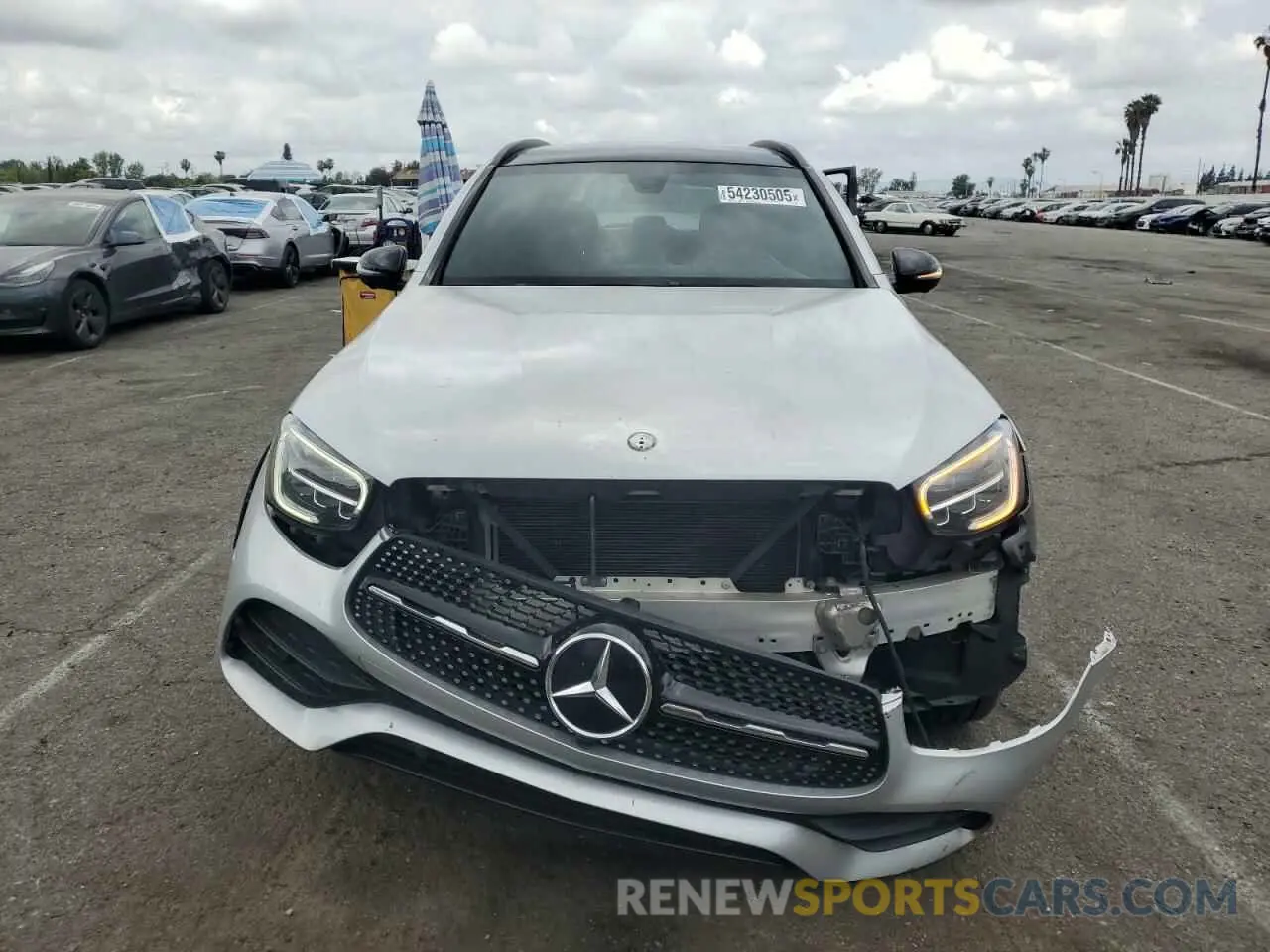 5 Photograph of a damaged car WDC0G8DB0LF694562 MERCEDES-BENZ GLC-CLASS 2020