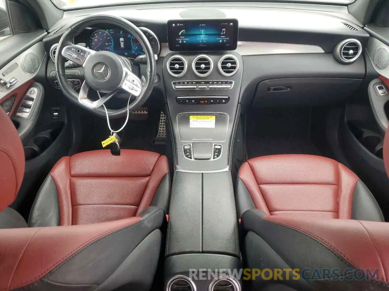 8 Photograph of a damaged car WDC0G8DB0LF694562 MERCEDES-BENZ GLC-CLASS 2020