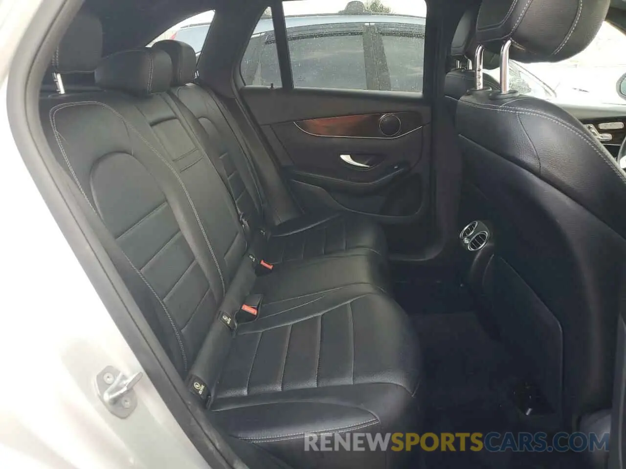 11 Photograph of a damaged car WDC0G8DB2LF712429 MERCEDES-BENZ GLC-CLASS 2020