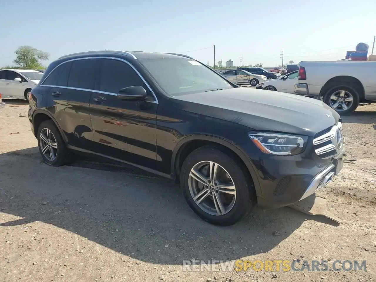 4 Photograph of a damaged car WDC0G8DB4LF736330 MERCEDES-BENZ GLC-CLASS 2020