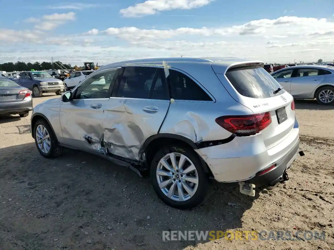 2 Photograph of a damaged car WDC0G8DB5LF676560 MERCEDES-BENZ GLC-CLASS 2020