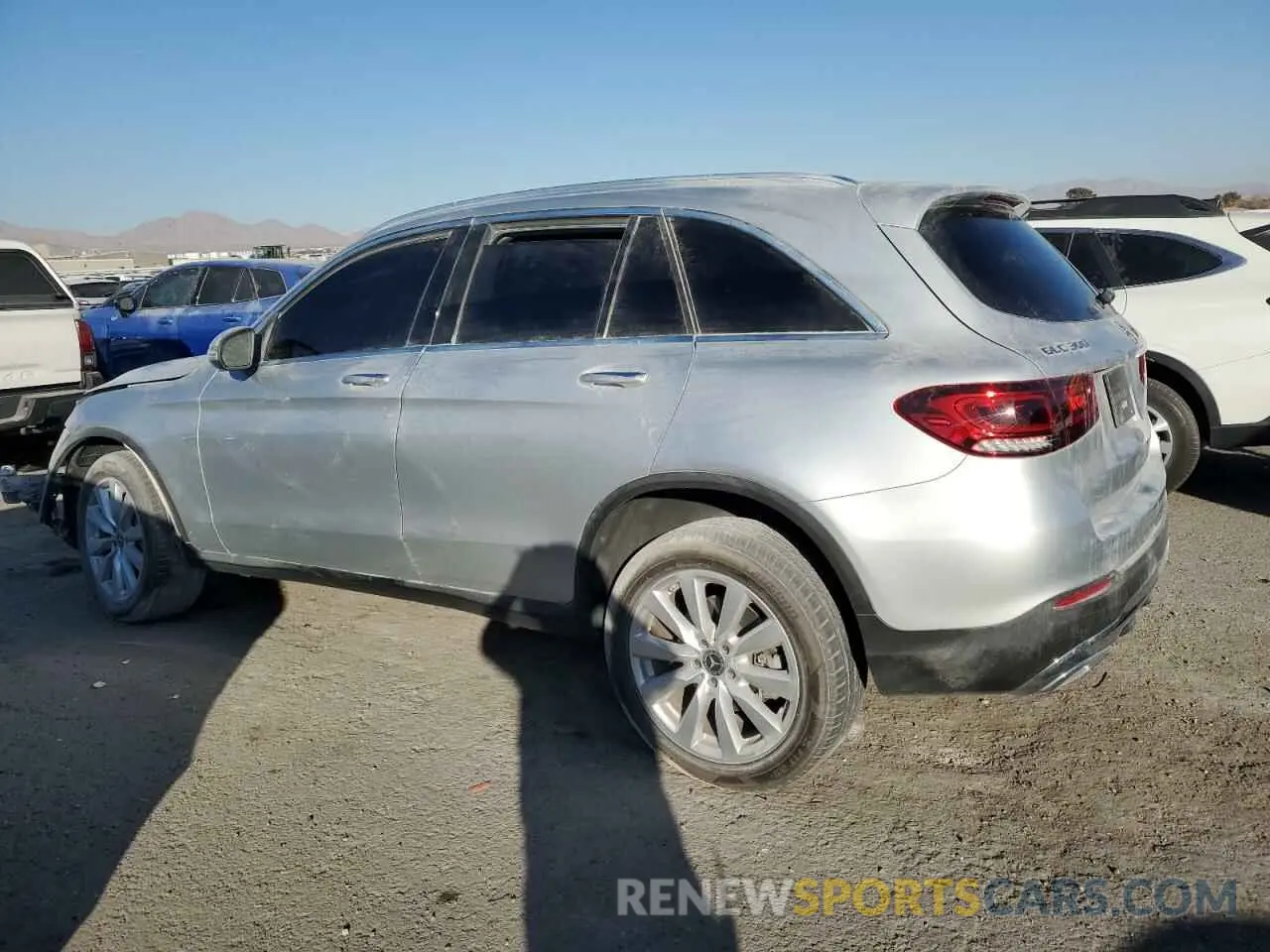2 Photograph of a damaged car WDC0G8DB8LF673135 MERCEDES-BENZ GLC-CLASS 2020