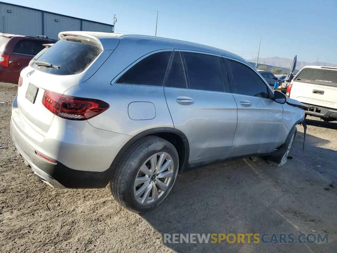3 Photograph of a damaged car WDC0G8DB8LF673135 MERCEDES-BENZ GLC-CLASS 2020