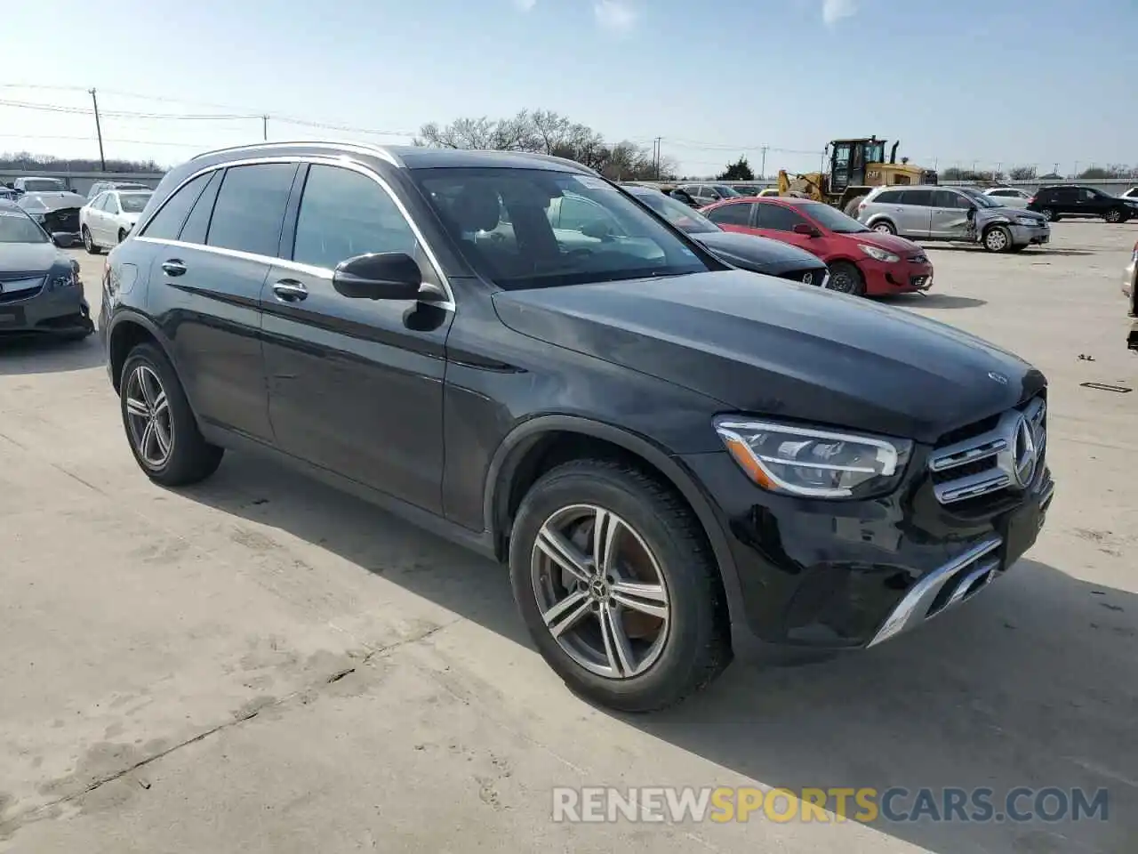 4 Photograph of a damaged car WDC0G8DB9LF739403 MERCEDES-BENZ GLC-CLASS 2020