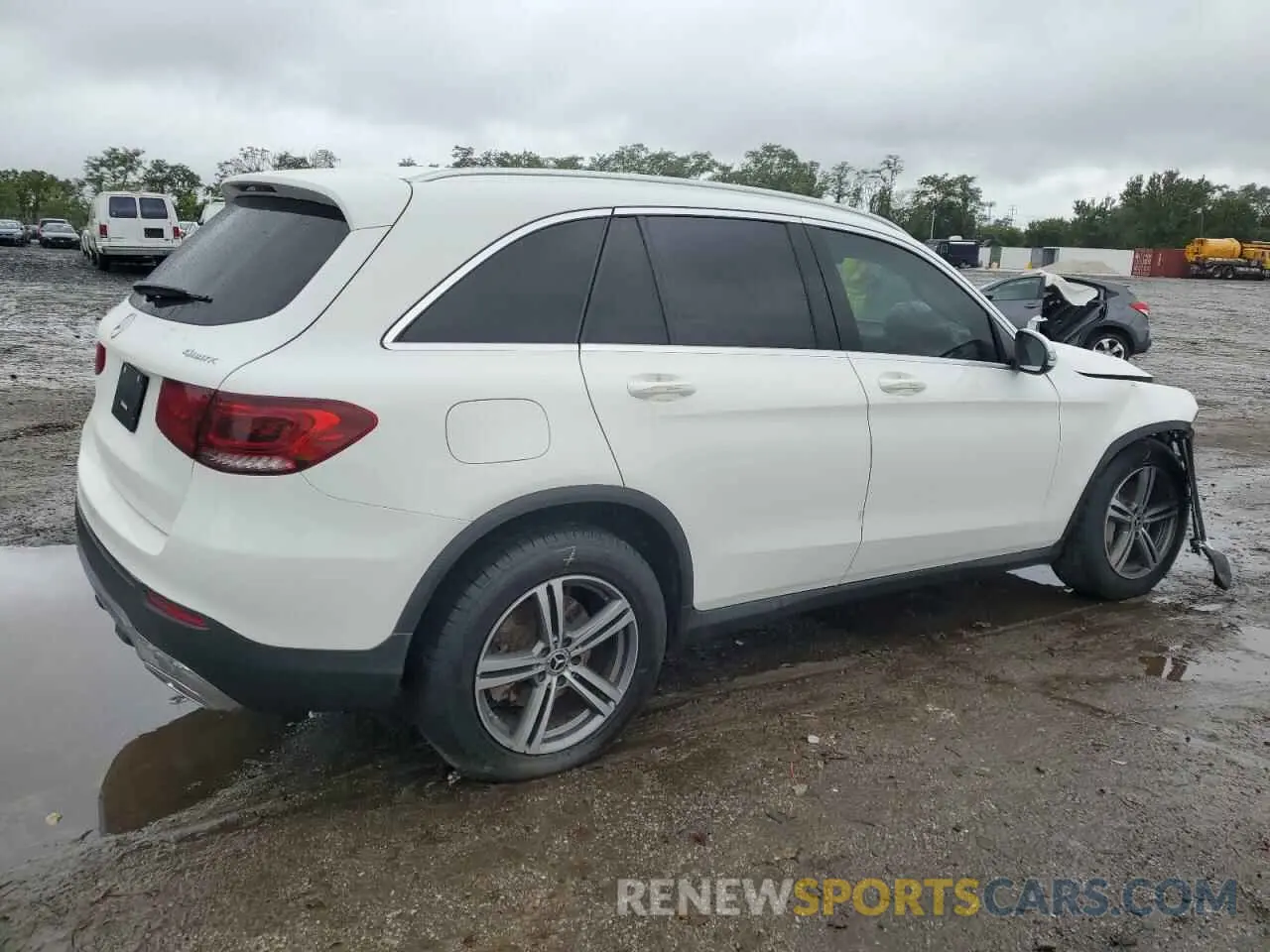 3 Photograph of a damaged car WDC0G8EB0LF701332 MERCEDES-BENZ GLC-CLASS 2020