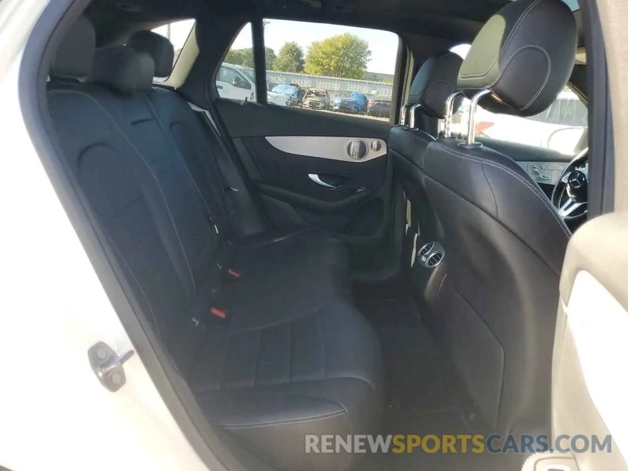 11 Photograph of a damaged car WDC0G8EB1LF699347 MERCEDES-BENZ GLC-CLASS 2020