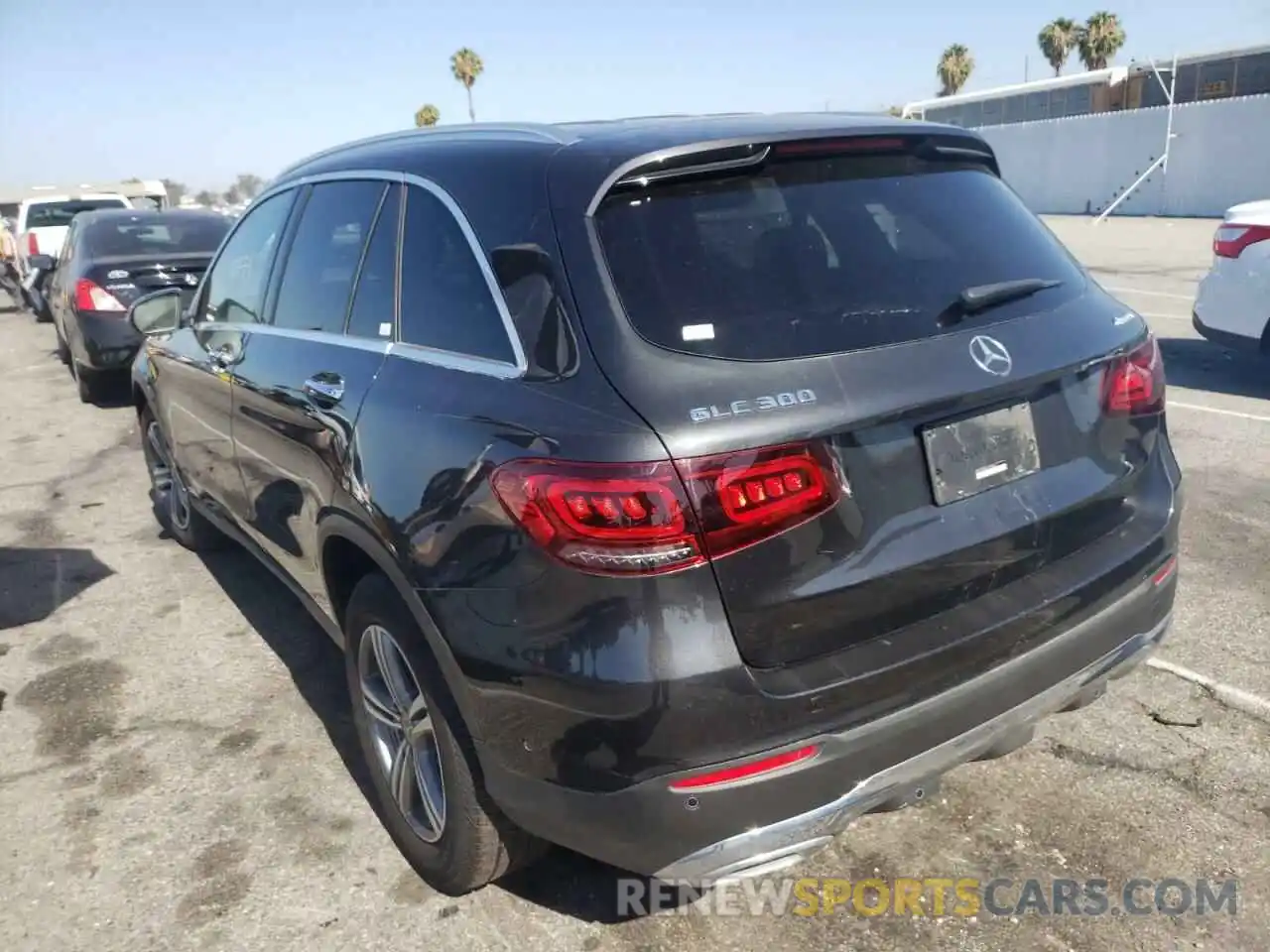 3 Photograph of a damaged car WDC0G8EB1LF755626 MERCEDES-BENZ GLC-CLASS 2020