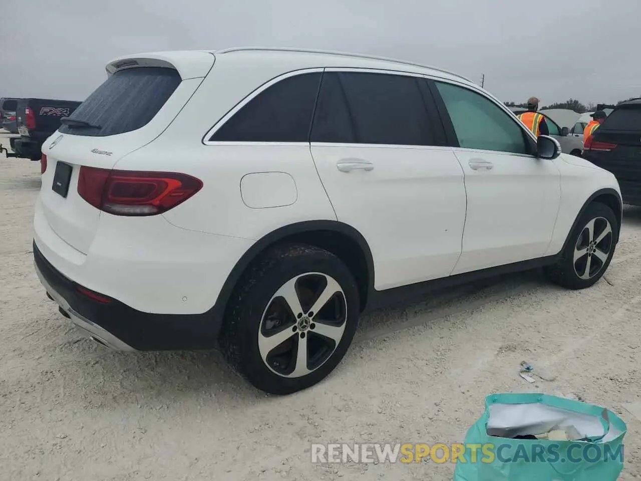 3 Photograph of a damaged car WDC0G8EB2LF681679 MERCEDES-BENZ GLC-CLASS 2020
