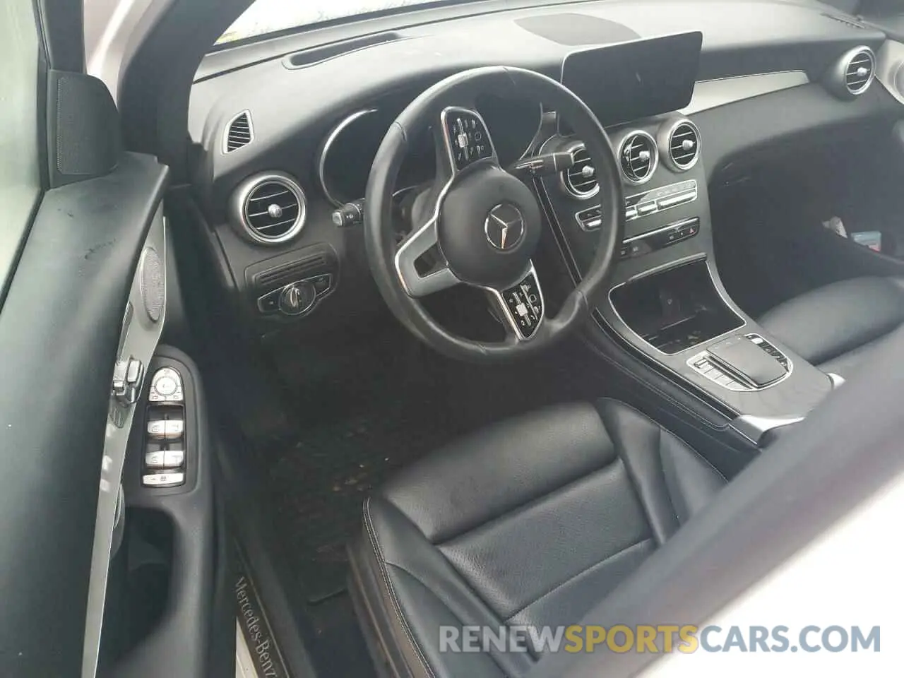 8 Photograph of a damaged car WDC0G8EB2LF681679 MERCEDES-BENZ GLC-CLASS 2020