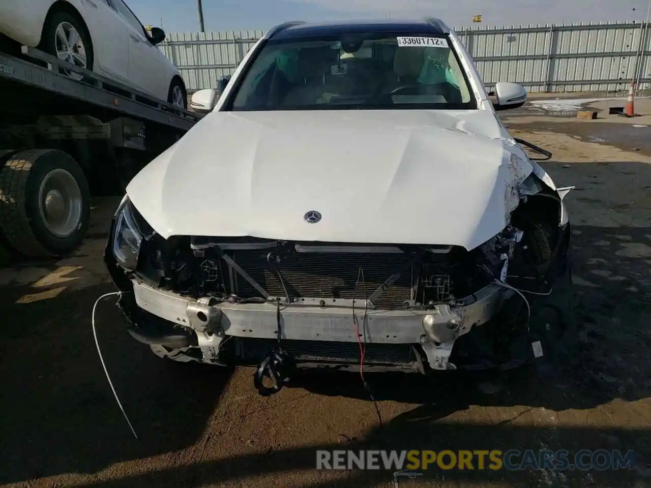 9 Photograph of a damaged car WDC0G8EB4LF709756 MERCEDES-BENZ GLC-CLASS 2020