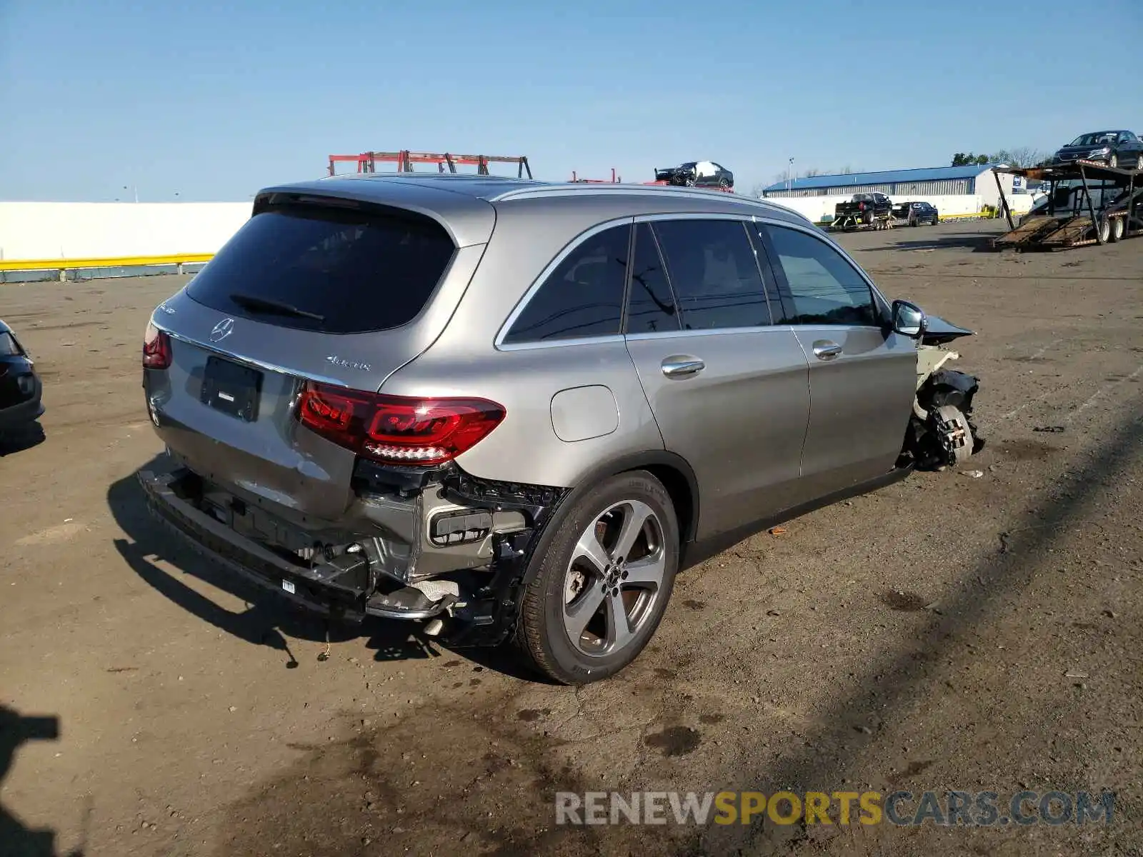 4 Photograph of a damaged car WDC0G8EB4LF746077 MERCEDES-BENZ GLC-CLASS 2020