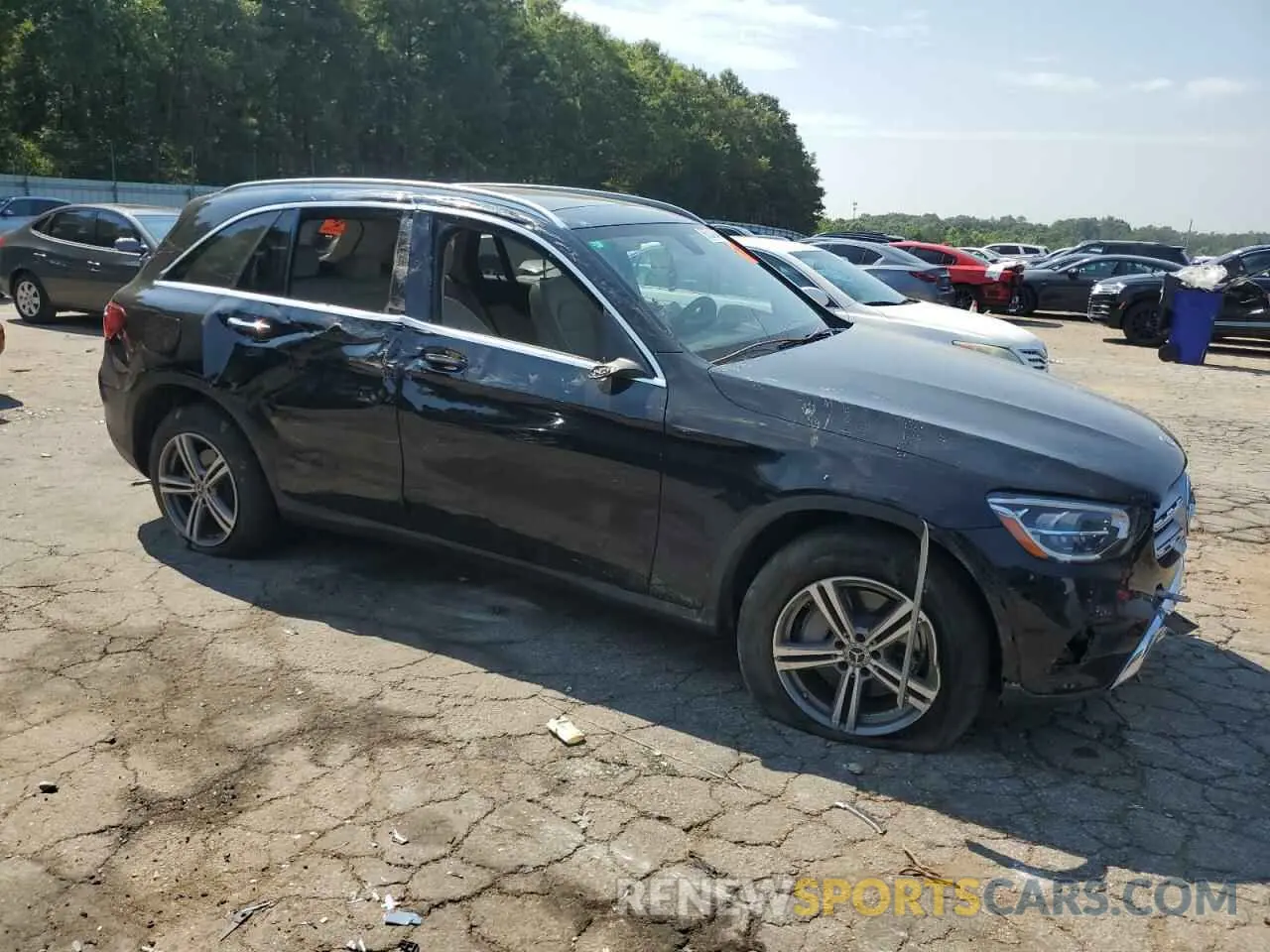 4 Photograph of a damaged car WDC0G8EB4LF750226 MERCEDES-BENZ GLC-CLASS 2020