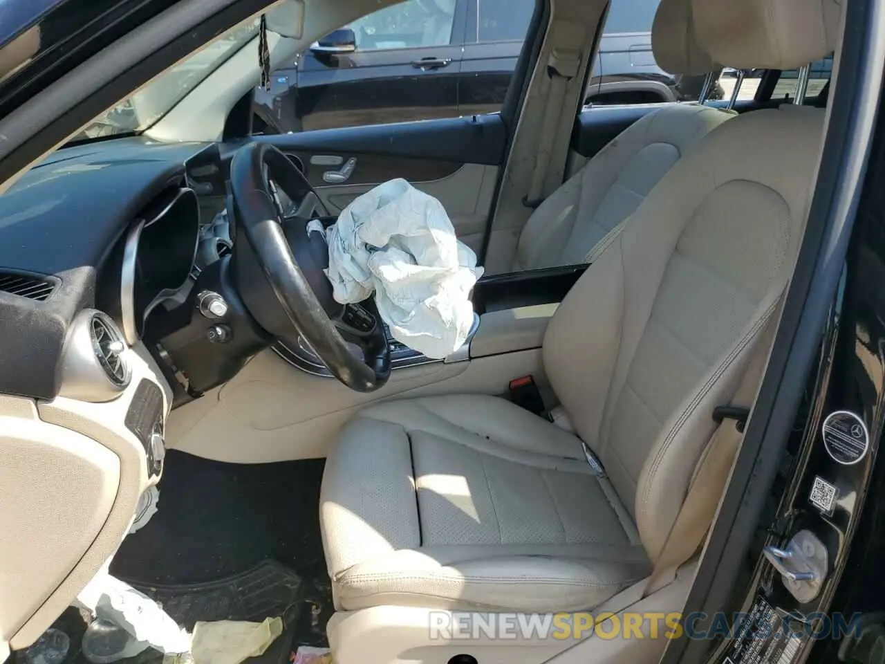 7 Photograph of a damaged car WDC0G8EB4LF750226 MERCEDES-BENZ GLC-CLASS 2020