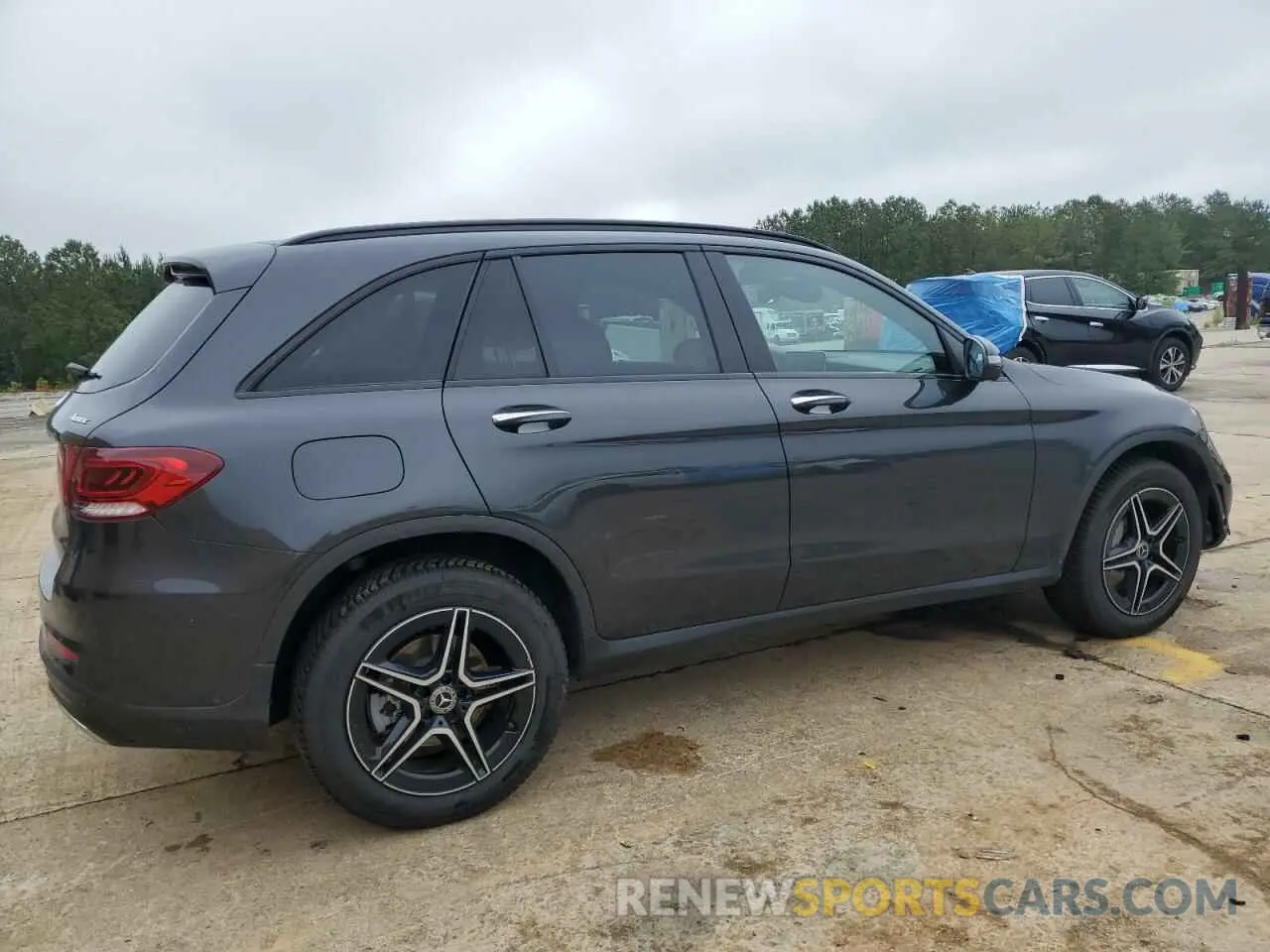 3 Photograph of a damaged car WDC0G8EB4LF754938 MERCEDES-BENZ GLC-CLASS 2020