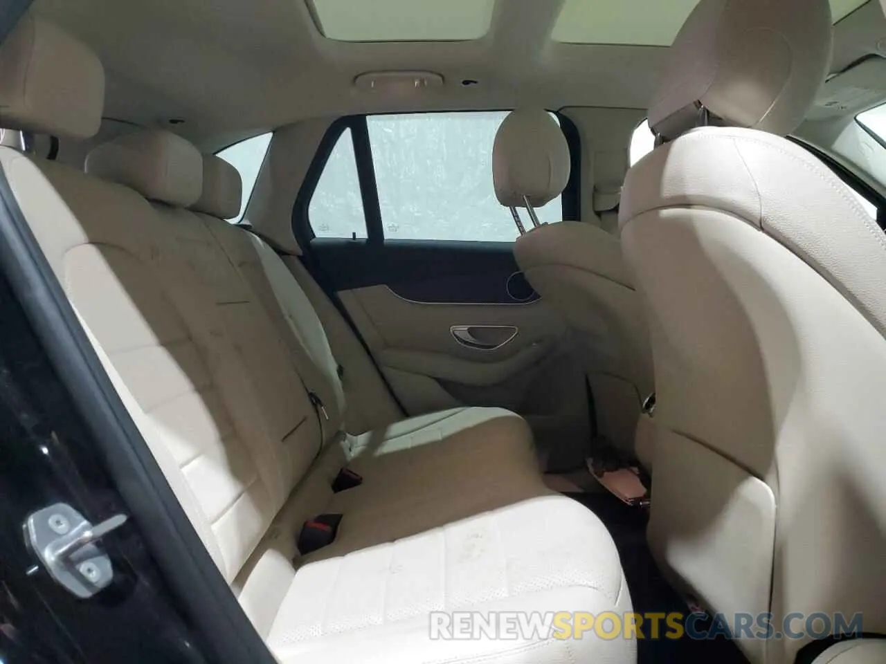 11 Photograph of a damaged car WDC0G8EB6LF688585 MERCEDES-BENZ GLC-CLASS 2020