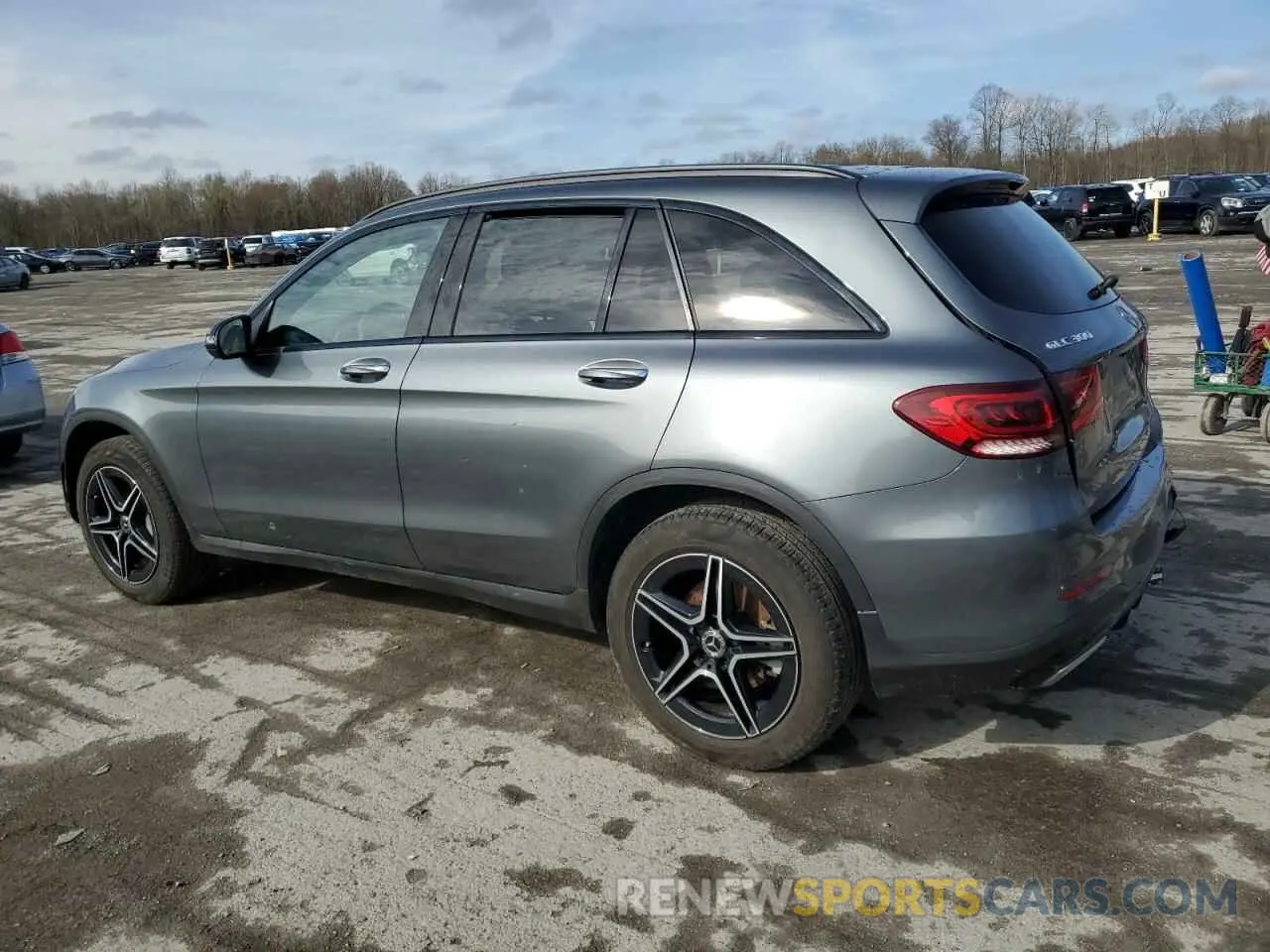 2 Photograph of a damaged car WDC0G8EB6LF739454 MERCEDES-BENZ GLC-CLASS 2020