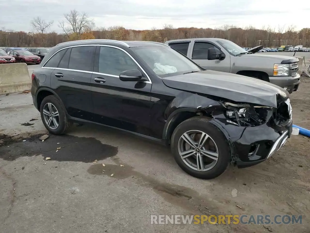 4 Photograph of a damaged car WDC0G8EBXLF679016 MERCEDES-BENZ GLC-CLASS 2020