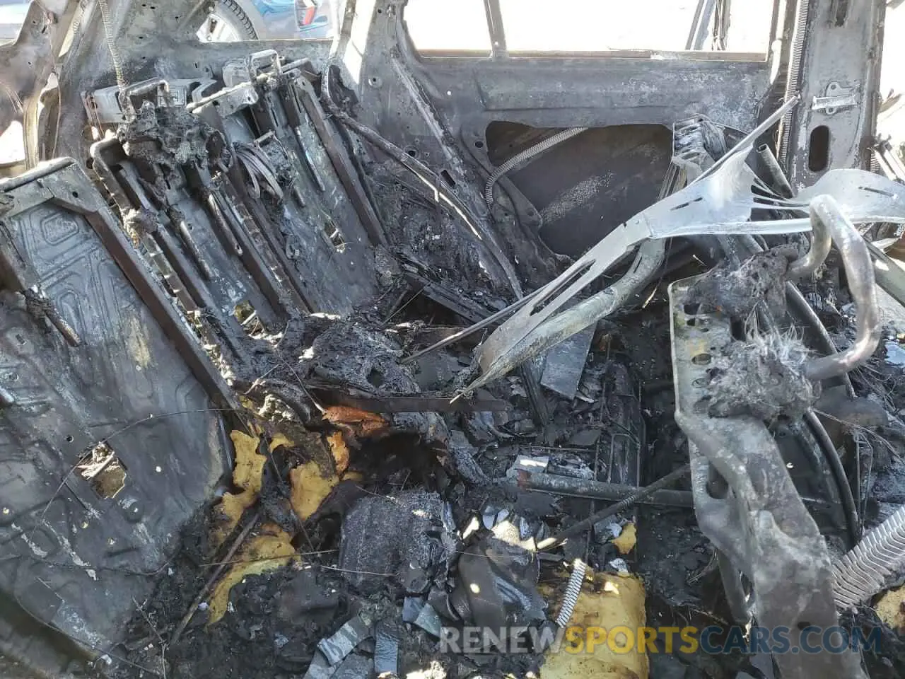 10 Photograph of a damaged car WDC0G8KB5LF715358 MERCEDES-BENZ GLC-CLASS 2020
